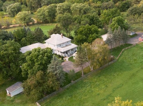 1488 Copeland Rd, Maple Plain MN 55359-9537 exterior