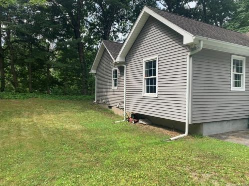 18 Bank Rd, Poughkeepsie NY  12603-1432 exterior