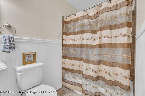 365 Western Blvd, Berkeley Township NJ  08721-2855 exterior