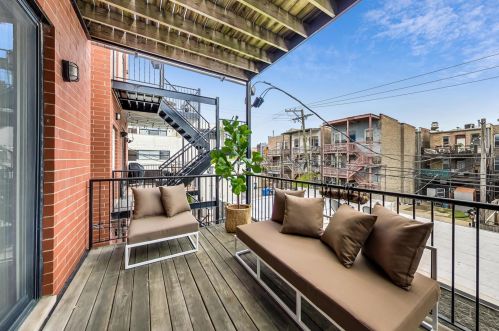 2117 Crystal St, Chicago IL  60622-7893 exterior