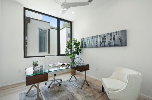 703 Fletcher St, Austin TX exterior