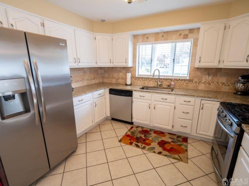 51 Brookside Ave, Old Bridge NJ 08857-3831 exterior