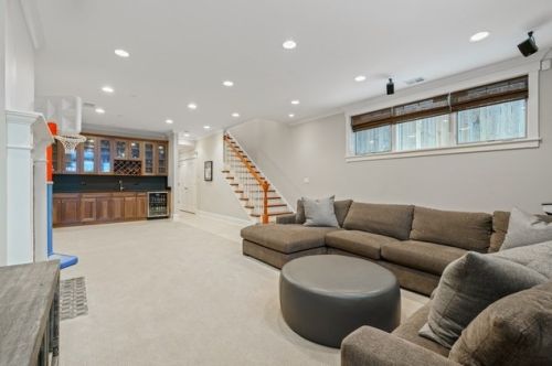 1309 Nelson St, Chicago IL 60657-3042 exterior