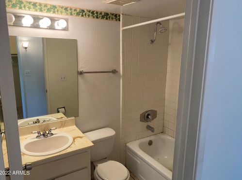 10235 7 Pl, Phoenix AZ 85020-1556 exterior