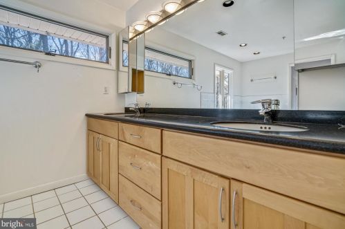 2751 Colonial Rd, Accokeek MD 20607-2366 exterior