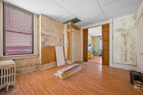 1832 Ley St, Pittsburgh PA 15212-3612 exterior