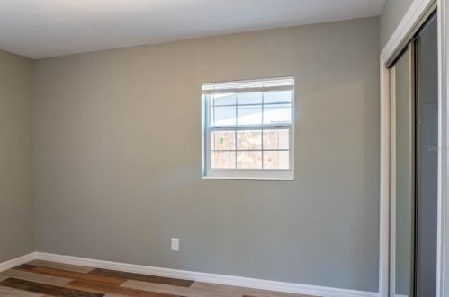 5602 Gateway Dr, Tampa FL  33615-4123 exterior