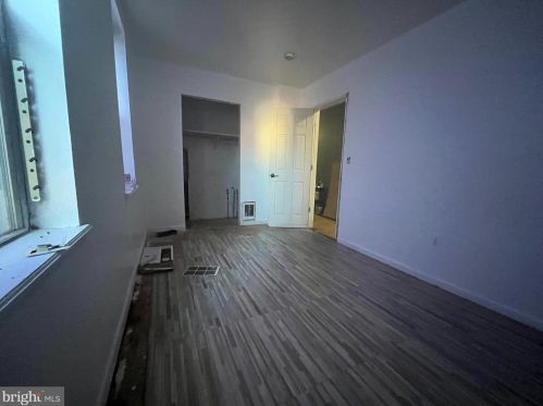 1702 22nd St, Philadelphia PA 19140-3831 exterior