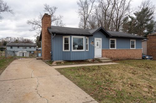 2500 Chassell St, Wyoming, MI