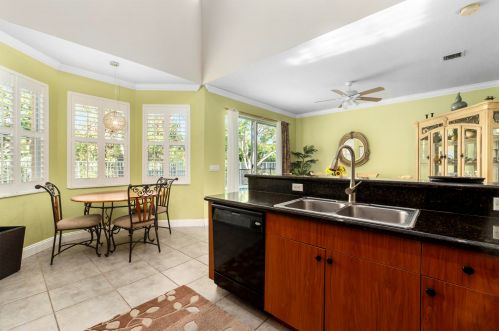 5725 Spanish Riv Rd, Fort Pierce FL exterior