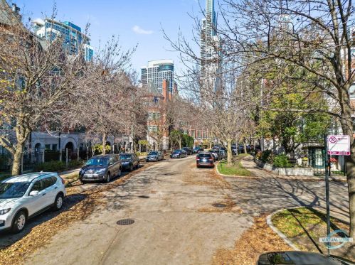 1435 Prairie Ave, Chicago IL  60605-2887 exterior