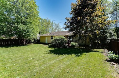 207 County Rd F, Saint Paul MN 55110-3845 exterior