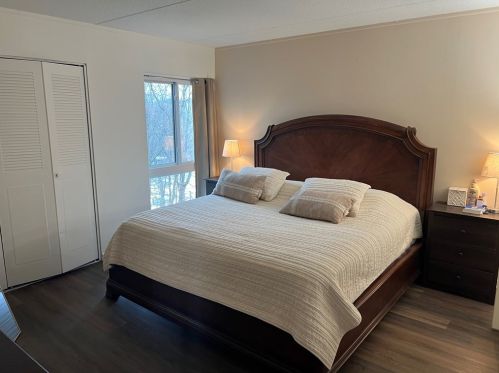 4204 Charlemagne Cir, Pittsburgh PA  15237-2912 exterior