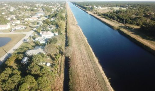 1538 Abacus Ave, Fort Pierce, FL 34953-6612