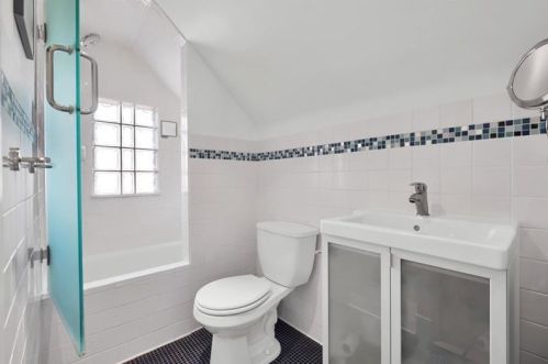 454 Dallas Ave, Pittsburgh PA 15217-1309 exterior