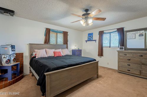 5960 Escondido Ln, Tucson AZ 85704-2815 exterior