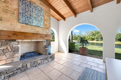 16639 Cortona Ln, Naples FL 34110-3261 exterior