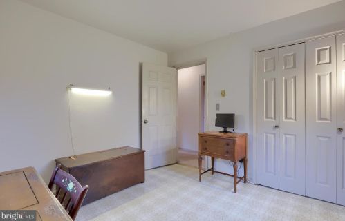 154 Amsterdam Rd, Lancaster PA 17603-9719 exterior