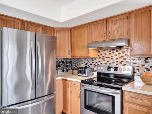 106 Cross Creek Dr, Primrose PA 17901-8727 exterior