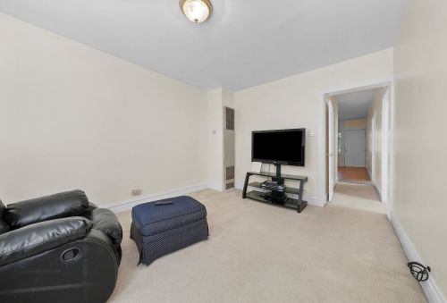 2943 Fairfield Ave, Chicago IL 60625-2719 exterior