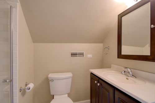 3519 Ravenswood Ave, Chicago IL 60640-4409 exterior