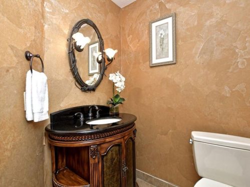 10305 Ember Gln Dr, Austin TX 78726-1388 exterior