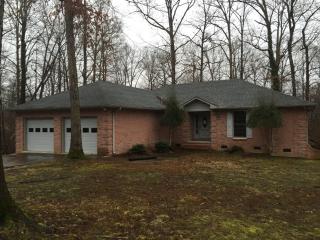 507 Shady Acres Ln, Lexington, TN 38351-4332