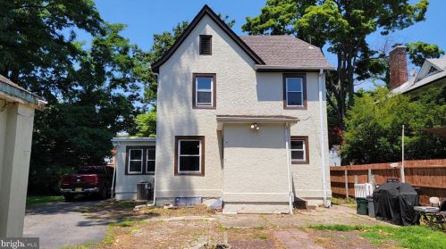 316 Maple Ave, Trenton NJ 08618-3402 exterior