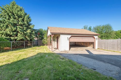 12829 Apple Ln, Chicago IL  60803-2734 exterior