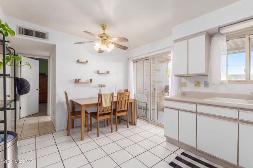 2640 Calle Yucatan, Tucson AZ  85730-1109 exterior