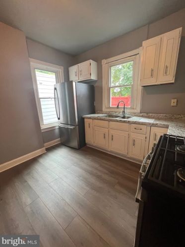 213 Hamilton Ave, Darby PA 19023-2004 exterior