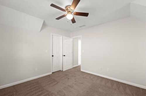 3845 Laurel Fls Dr, Lithonia GA 30039-6586 exterior