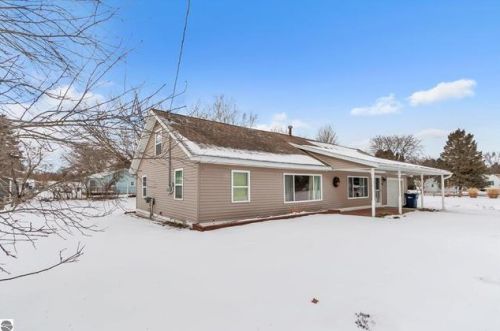 200 Case St, Marion MI 49665-9709 exterior