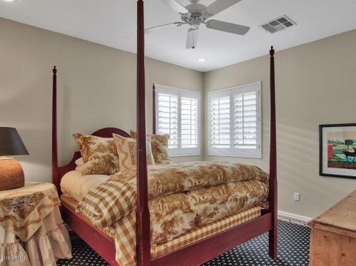 5108 34 Pl, Phoenix AZ 85018-1543 exterior