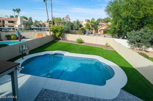 3810 Barcelona Dr, Chandler AZ  85226-1305 exterior