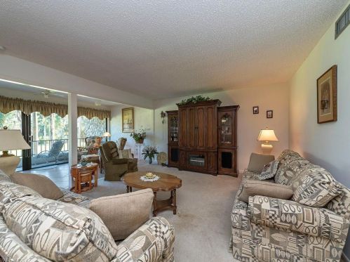 103 Wilderness Dr, Naples, FL 34105-2636