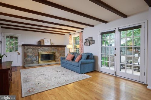 629 Goldsborough Dr, Rockville MD 20850-1905 exterior