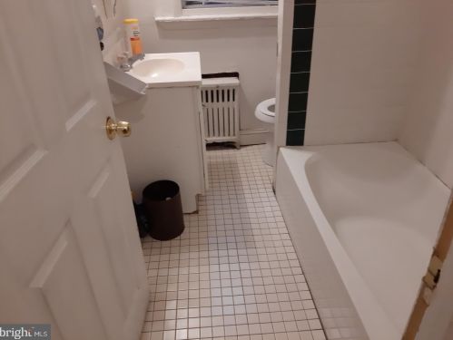 114 49 St, Philadelphia PA 19143-4411 exterior