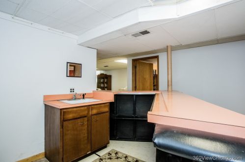 5515 Kildare Ave, Chicago IL 60629-5733 exterior