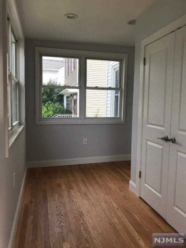 11 Holland Ave, Demarest NJ  07627-2607 exterior