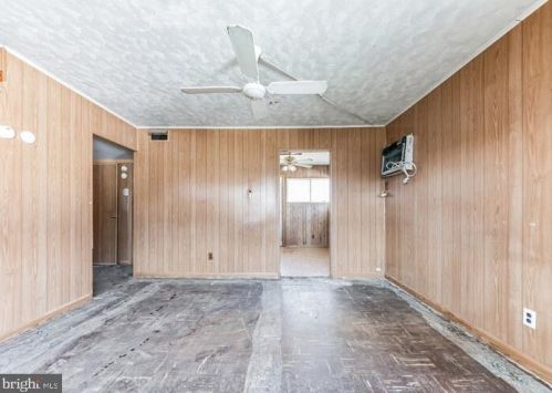 15 Dunmore Ave, Trenton NJ 08618-1937 exterior