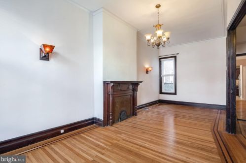 780 23rd St, Philadelphia PA  19130-2618 exterior