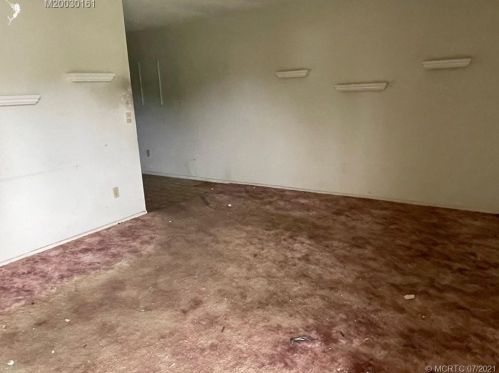 138 Airoso Blvd, Fort Pierce, FL 34983-1652