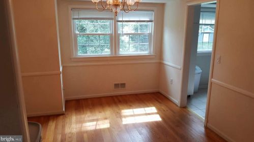 905 Winhall Way, Silver Spring MD  20904-2075 exterior