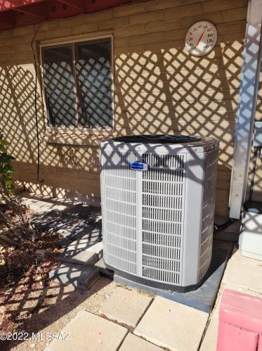 7132 Brk Dr, Tucson AZ 85730-1706 exterior