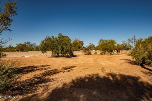 2955 Gymkhana Way, Tucson AZ  85742-9054 exterior