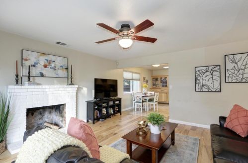 1707 Baywood Ln, Davis CA 95618-0543 exterior