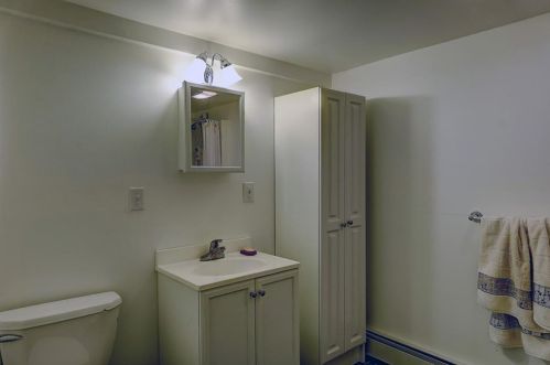 19 Bergen St, Providence RI 02908-4600 exterior