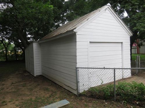 122 Monterey St, Denison TX  75021-6620 exterior