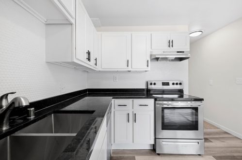 6280 Port Ave, Milwaukee WI  53223-4120 exterior